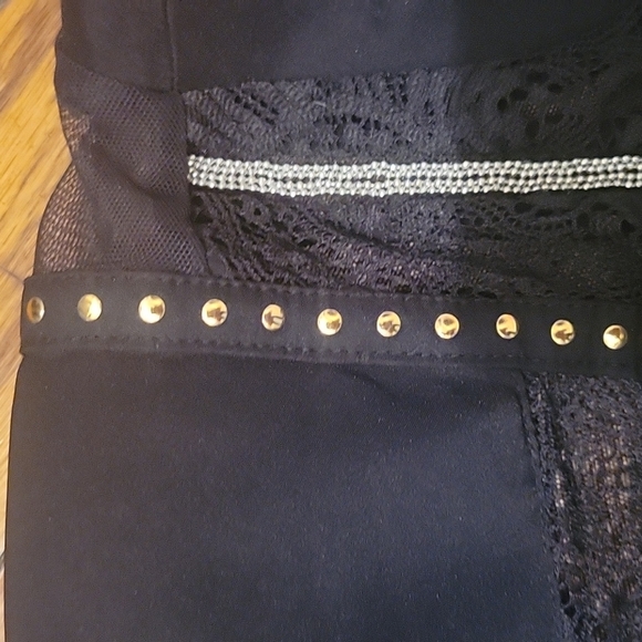 Victoria Secret lace bodysuit size medium EUC - Picture 3 of 8